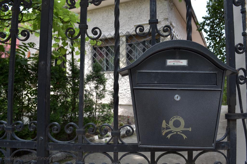 Piccola Italia Casa Racovita คลูจ-นาโปกา ภายนอก รูปภาพ