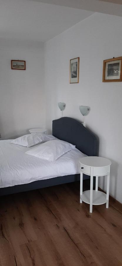 Piccola Italia Casa Racovita คลูจ-นาโปกา ภายนอก รูปภาพ