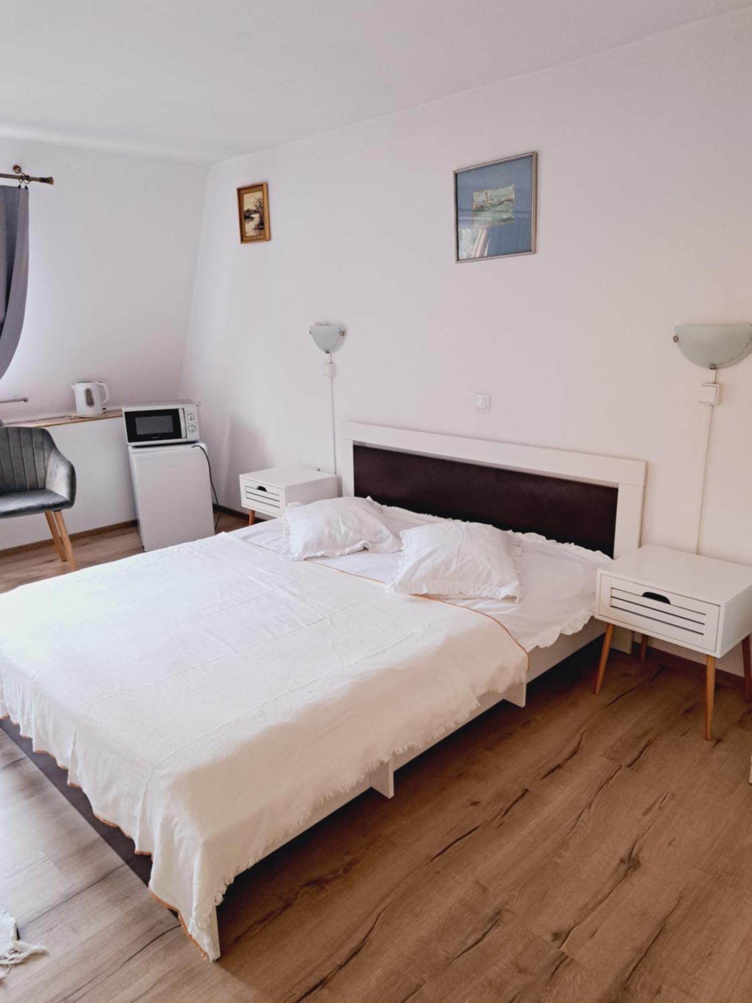 Piccola Italia Casa Racovita คลูจ-นาโปกา ภายนอก รูปภาพ